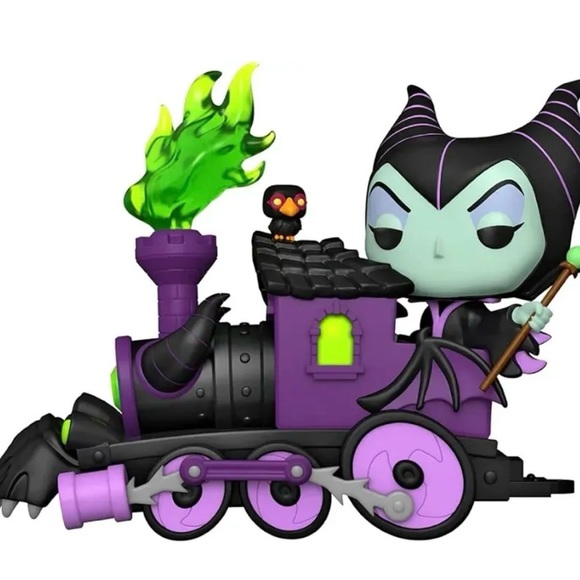 Funko POP Disney Villains 3 Included Captain Hook, Maleficent & Evil Queen - Picture 2 of 5